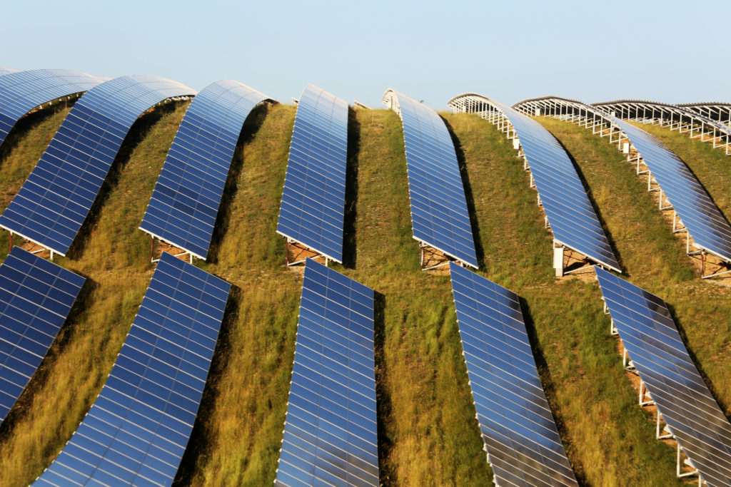 Tout Ce Que Vous Devez Savoir Sur Les Panneaux Solaires Deklic