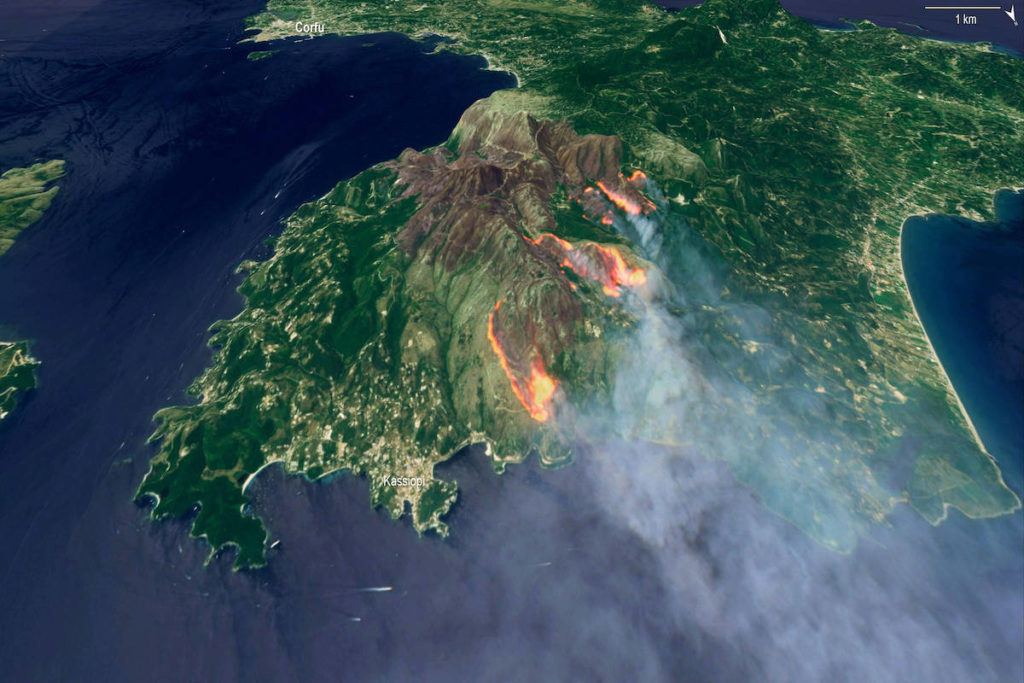 Incendie en Grèce vu de l'espace