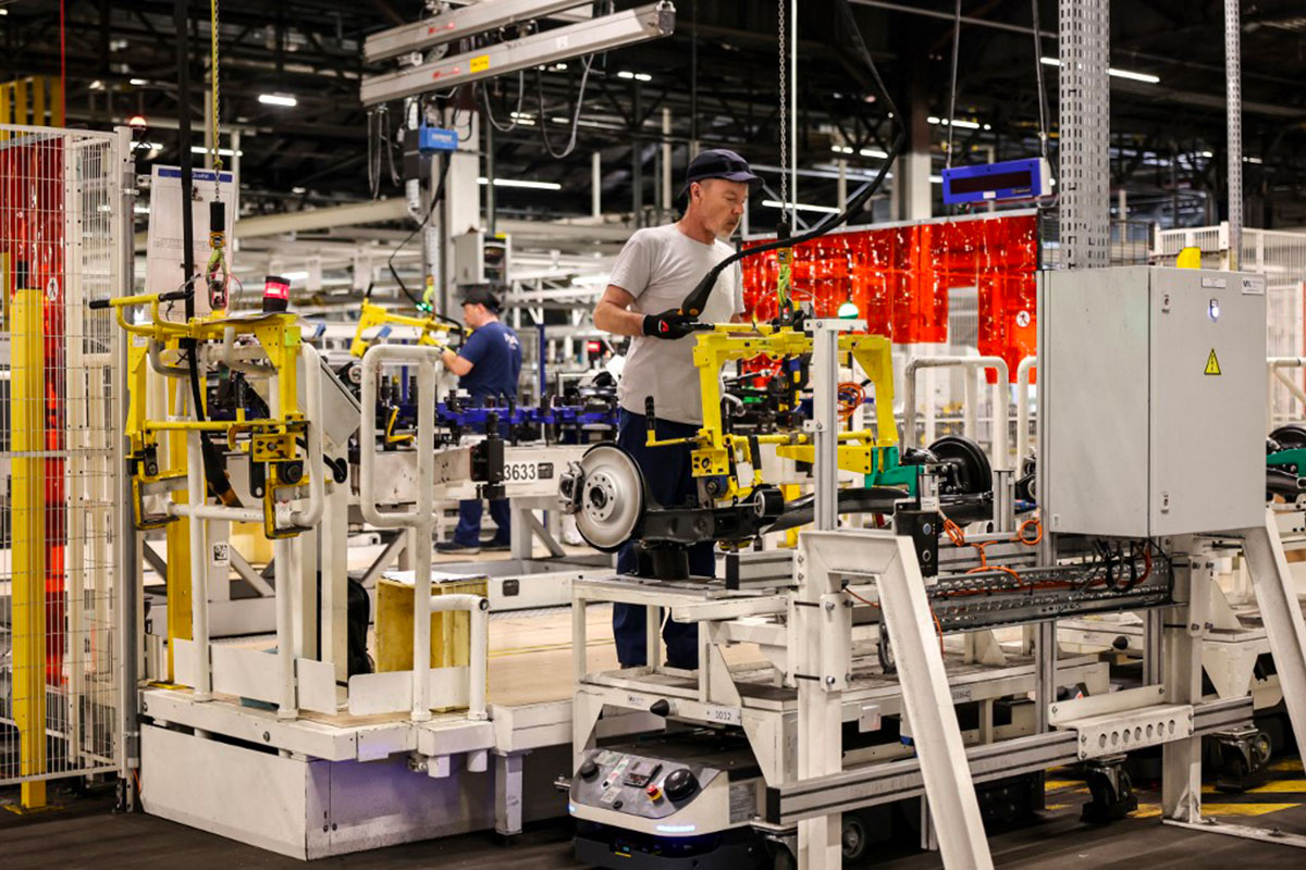Production de la Peugeot e-3008 à Sochaux, Crédit ARNAUD FINISTRE / AFP