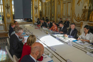 Planification écologique : Macron dévoile sa stratégie et promet une écologie « juste » et « la maitrise des prix de l’électricité »