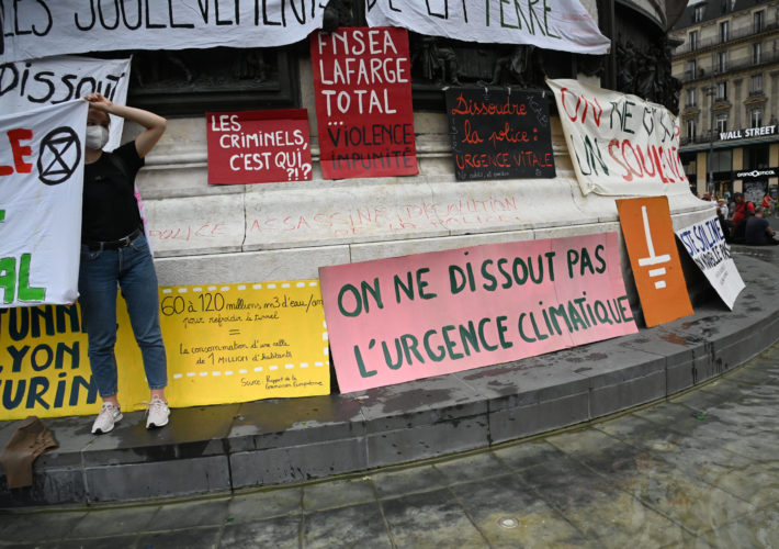 Rassemblement à Paris contre la dissolution des Soulèvements de la Terre, en juin 2023