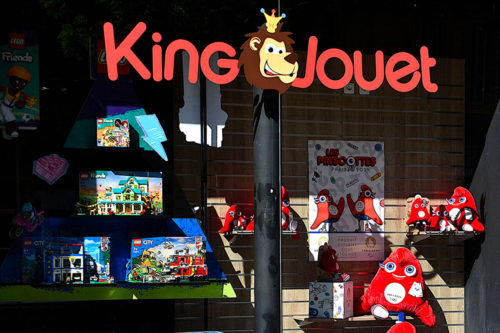Vitrine d'un magasin King Jouet à Marseille, Crédit SOPA Images/SIPA