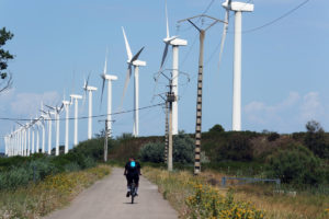 Éolien en France : Un retard préoccupant révélé par la cour des comptes   
