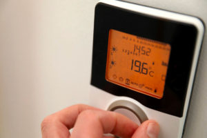 Froid hivernal : misez sur les thermostats connectés pour préserver votre budget !