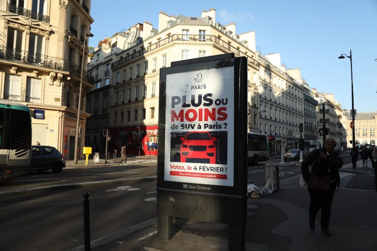 Anne Hidalgo prévoit un référendum sur la hausse des frais de stationnement pour les SUV dans le centre de Paris