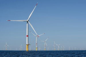 Le parc éolien marin de Saint-Brieuc achevé, les 62 éoliennes installées    