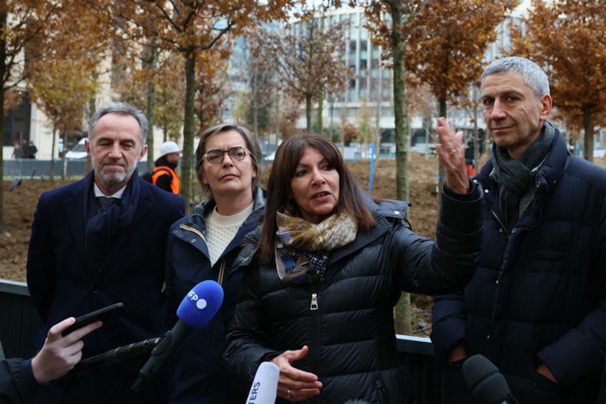 Anne Hidalgo lors de la cérémonie de lancement de la première "forêt urbaine" à Paris, le 6 décembre