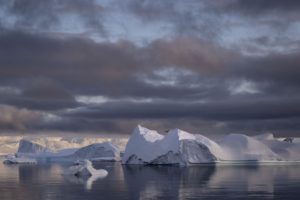 Réchauffement des océans, recul des glaciers, perte de banquise : la planète en « alerte rouge », selon l’OMM