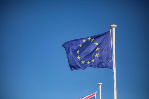 Les États membres approuvent le retrait coordonné de l'UE du traité sur la Charte de l'Énergie