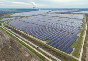 Énergie solaire en Europe : photovoltaïque en locomotive, thermique au ralenti