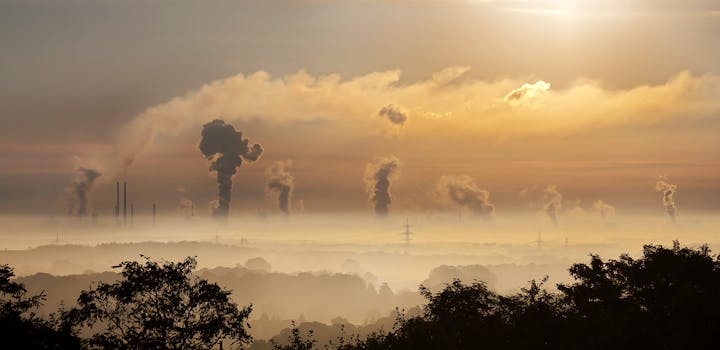 nuages de fumées d'industries